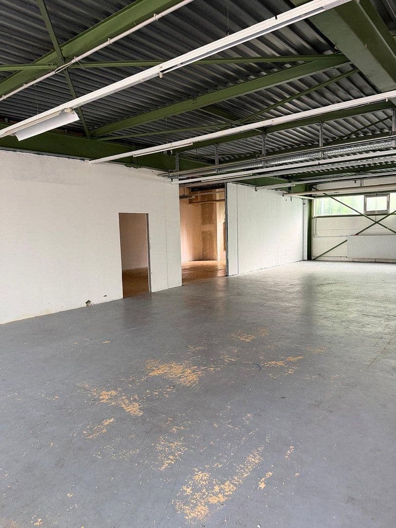 Pronájem nebytového prostoru 532 m², Kirchstr. 32, Gommersheim, Porýní-Falc Pronájem nebytového prostoru 532 m², Kirchstr. 32, Gommersheim, Porýní-Falc