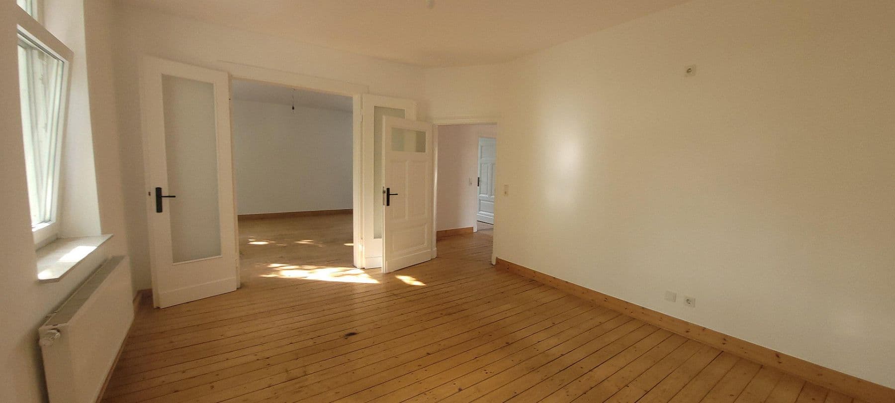 Pronájem bytu 5+1 136 m², Heinrichstraße, Bad Oeynhausen, Severní Porýní-Vestfálsko Pronájem bytu 5+1 136 m², Heinrichstraße, Bad Oeynhausen, Severní Porýní-Vestfálsko