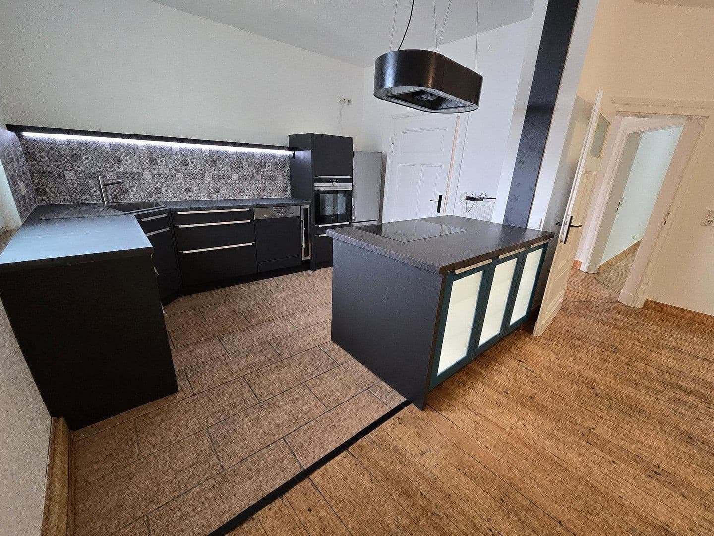 Pronájem bytu 5+1 136 m², Heinrichstraße, Bad Oeynhausen, Severní Porýní-Vestfálsko Pronájem bytu 5+1 136 m², Heinrichstraße, Bad Oeynhausen, Severní Porýní-Vestfálsko