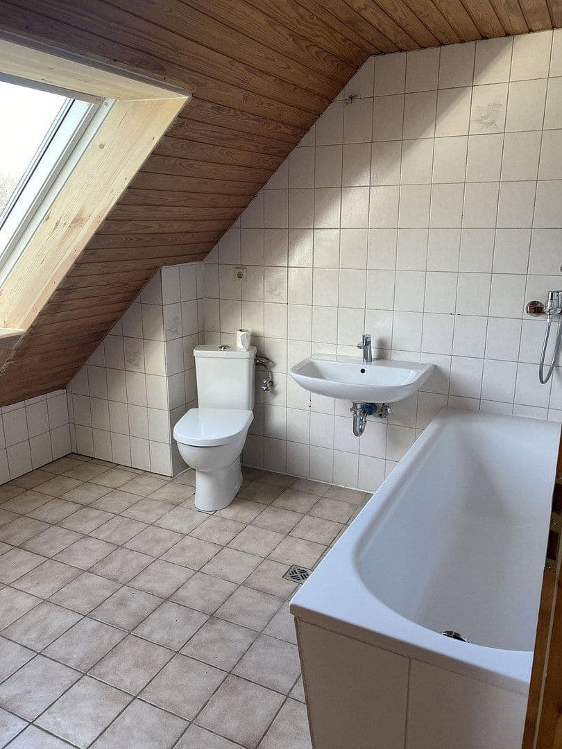 Prodej domu 300 m², pozemek 313 m², Kiel, Šlesvicko-Holštýnsko Prodej domu 300 m², pozemek 313 m², Kiel, Šlesvicko-Holštýnsko