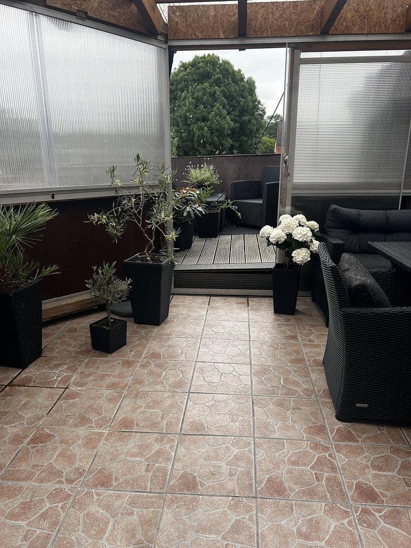 Prodej domu 300 m², pozemek 313 m², Kiel, Šlesvicko-Holštýnsko Prodej domu 300 m², pozemek 313 m², Kiel, Šlesvicko-Holštýnsko