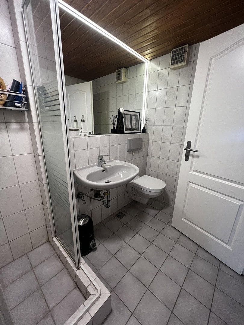 Prodej domu 300 m², pozemek 313 m², Kiel, Šlesvicko-Holštýnsko Prodej domu 300 m², pozemek 313 m², Kiel, Šlesvicko-Holštýnsko
