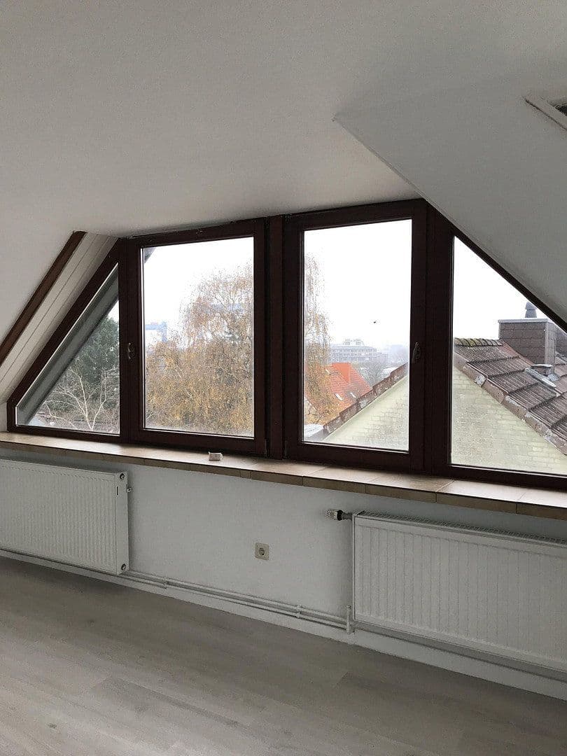 Prodej domu 300 m², pozemek 313 m², Kiel, Šlesvicko-Holštýnsko Prodej domu 300 m², pozemek 313 m², Kiel, Šlesvicko-Holštýnsko