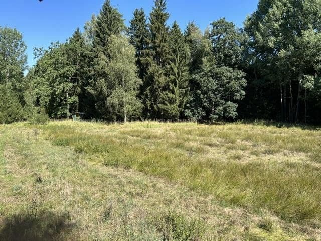 Prodej pozemku 26.610 m², Forstern, Bavorsko Prodej pozemku 26.610 m², Forstern, Bavorsko