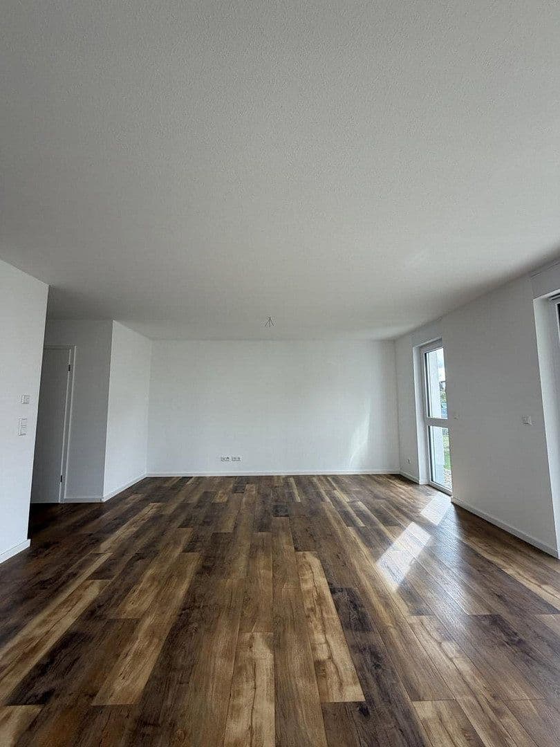 Prodej bytu 3+1 94 m², Heinrich-Gerster-Straße 3, Karlsdorf-Neuthard, Bádensko-Württembersko Prodej bytu 3+1 94 m², Heinrich-Gerster-Straße 3, Karlsdorf-Neuthard, Bádensko-Württembersko