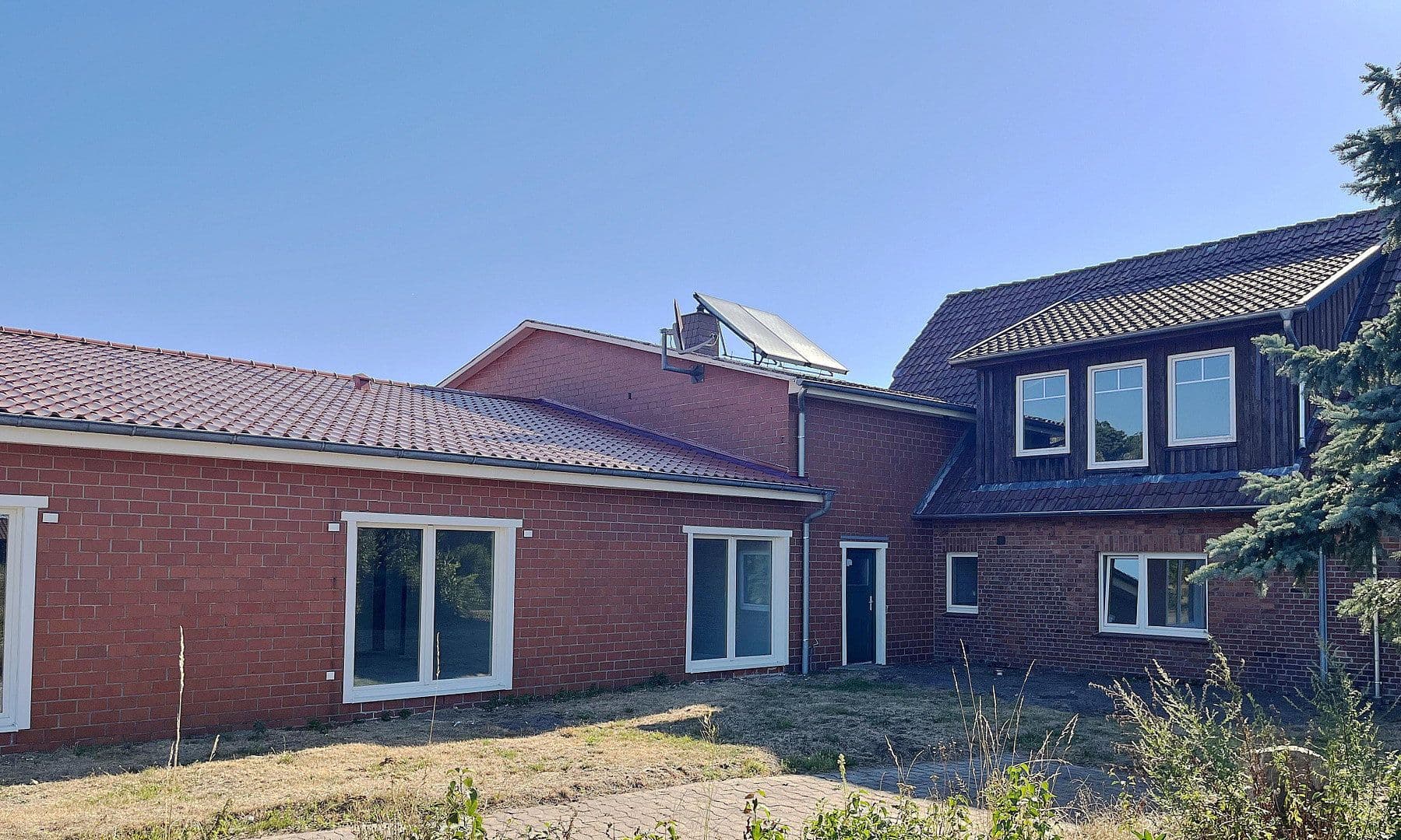 Prodej domu 378 m², pozemek 6.400 m², Wagenfeld, Dolní Sasko Prodej domu 378 m², pozemek 6.400 m², Wagenfeld, Dolní Sasko