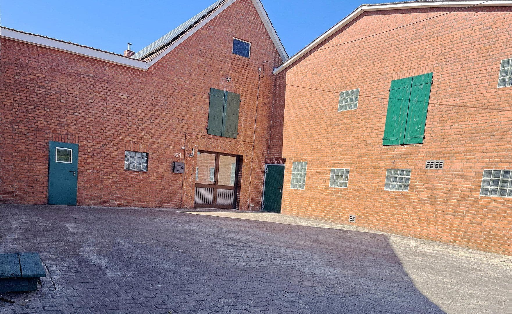 Prodej domu 378 m², pozemek 6.400 m², Wagenfeld, Dolní Sasko Prodej domu 378 m², pozemek 6.400 m², Wagenfeld, Dolní Sasko