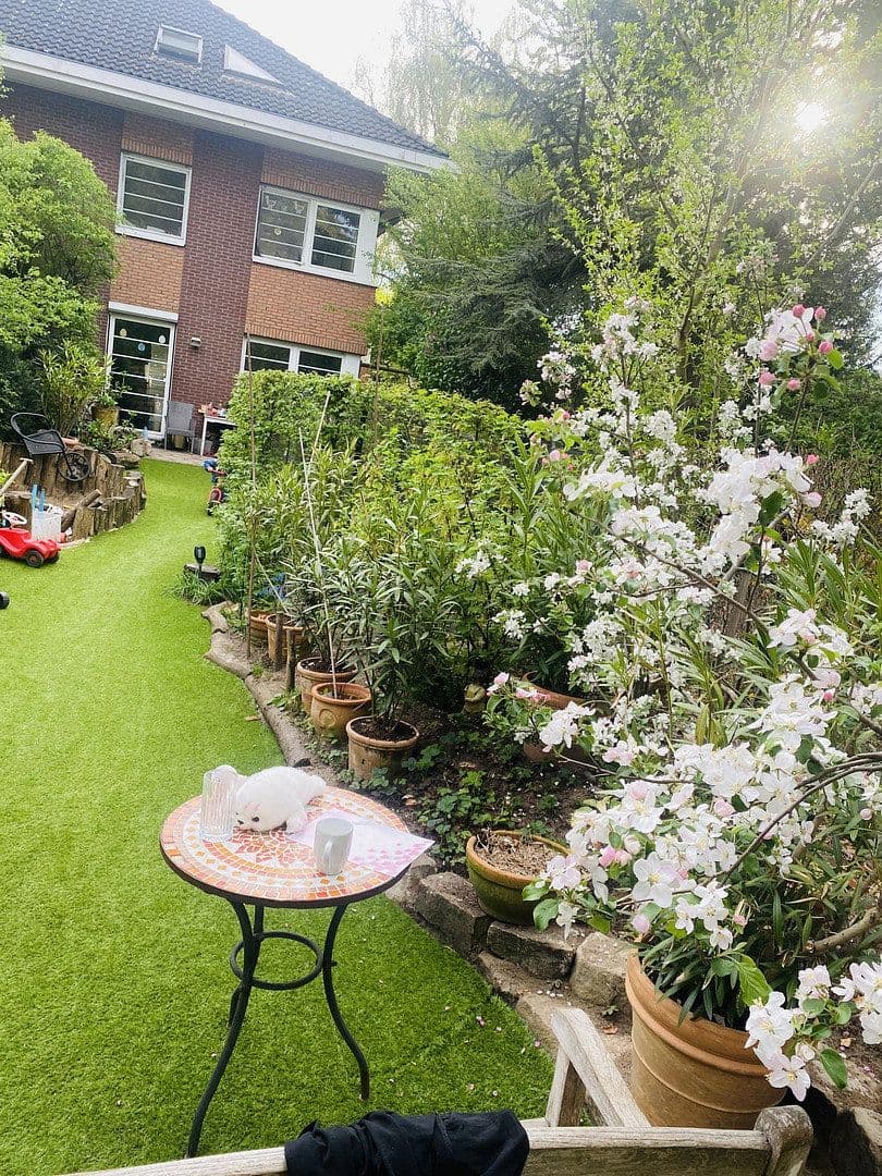 Prodej domu 210 m², pozemek 313 m², Kleinmachnow, Braniborsko Prodej domu 210 m², pozemek 313 m², Kleinmachnow, Braniborsko