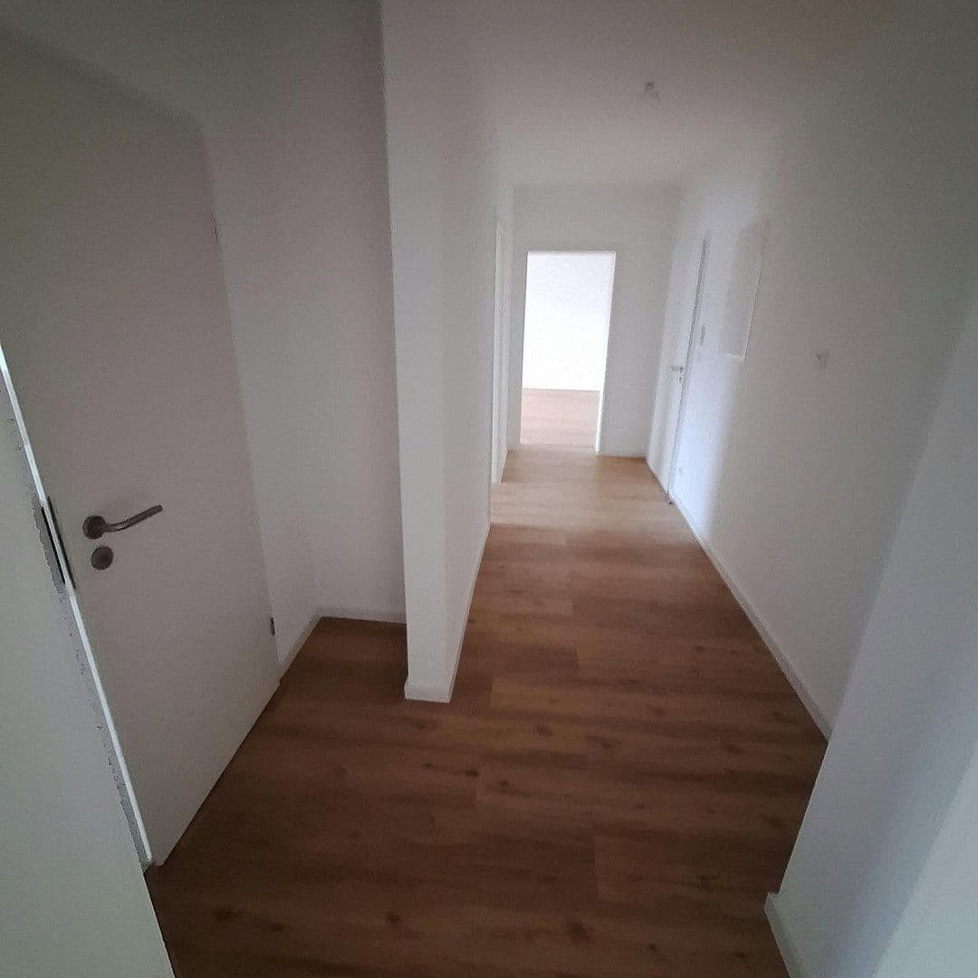 Pronájem bytu 2+1 61 m², Jägerndorfer Straße 14, Ketsch, Bádensko-Württembersko Pronájem bytu 2+1 61 m², Jägerndorfer Straße 14, Ketsch, Bádensko-Württembersko