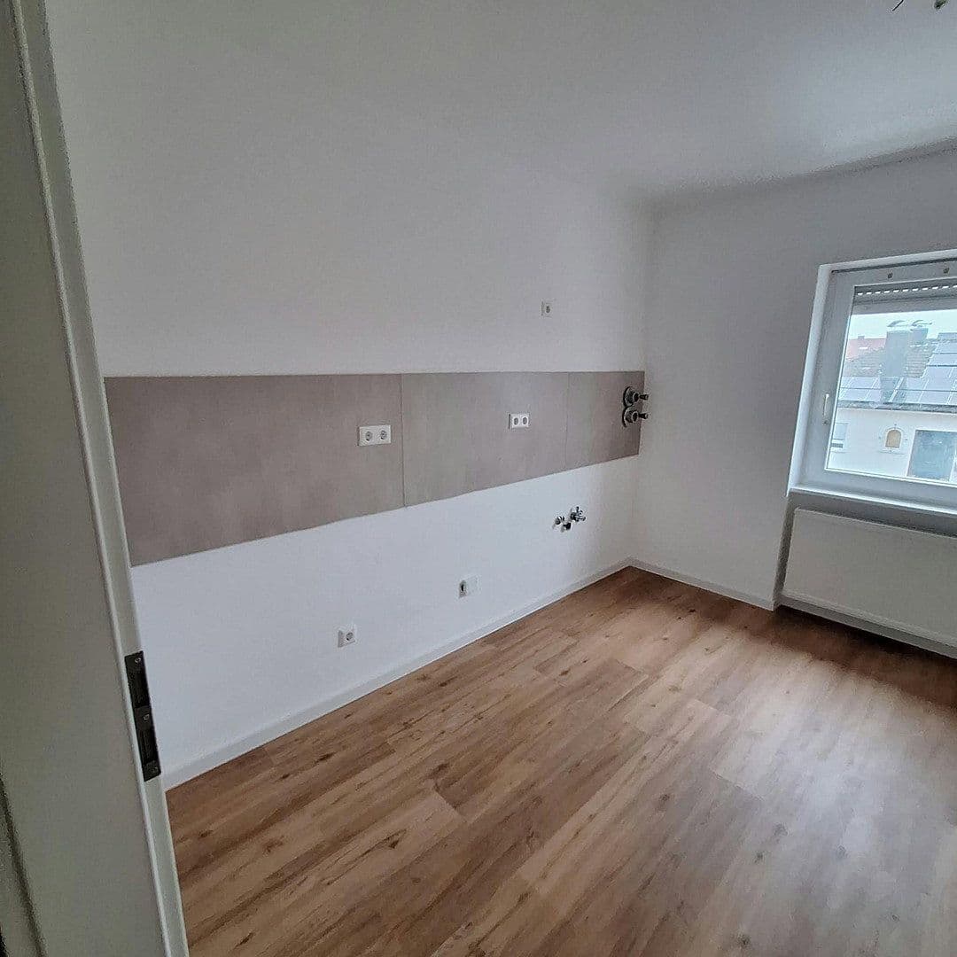 Pronájem bytu 2+1 61 m², Jägerndorfer Straße 14, Ketsch, Bádensko-Württembersko Pronájem bytu 2+1 61 m², Jägerndorfer Straße 14, Ketsch, Bádensko-Württembersko