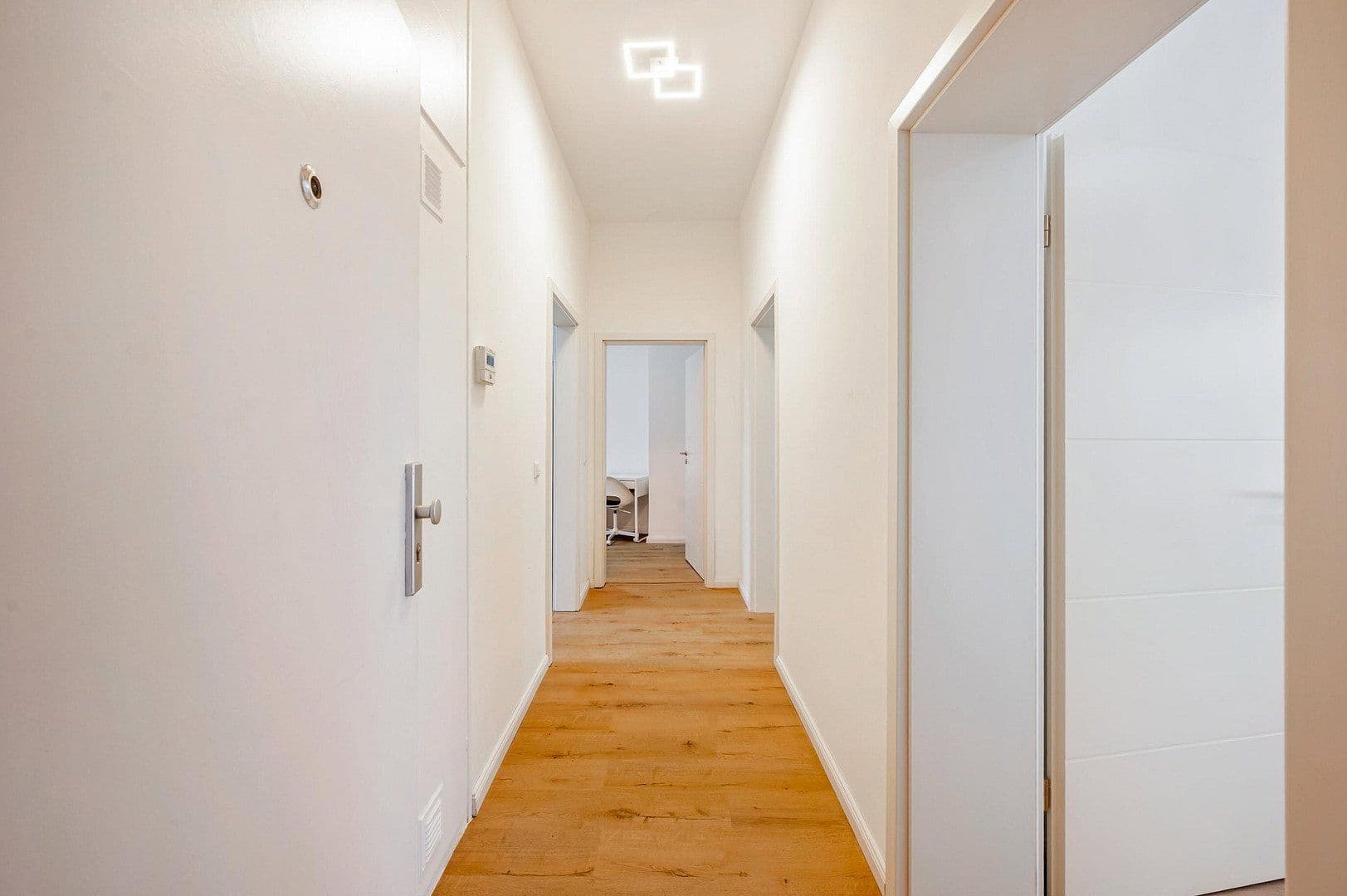 Pronájem bytu 65 m², Burgstraße 4, Mannheim, Bádensko-Württembersko Pronájem bytu 65 m², Burgstraße 4, Mannheim, Bádensko-Württembersko