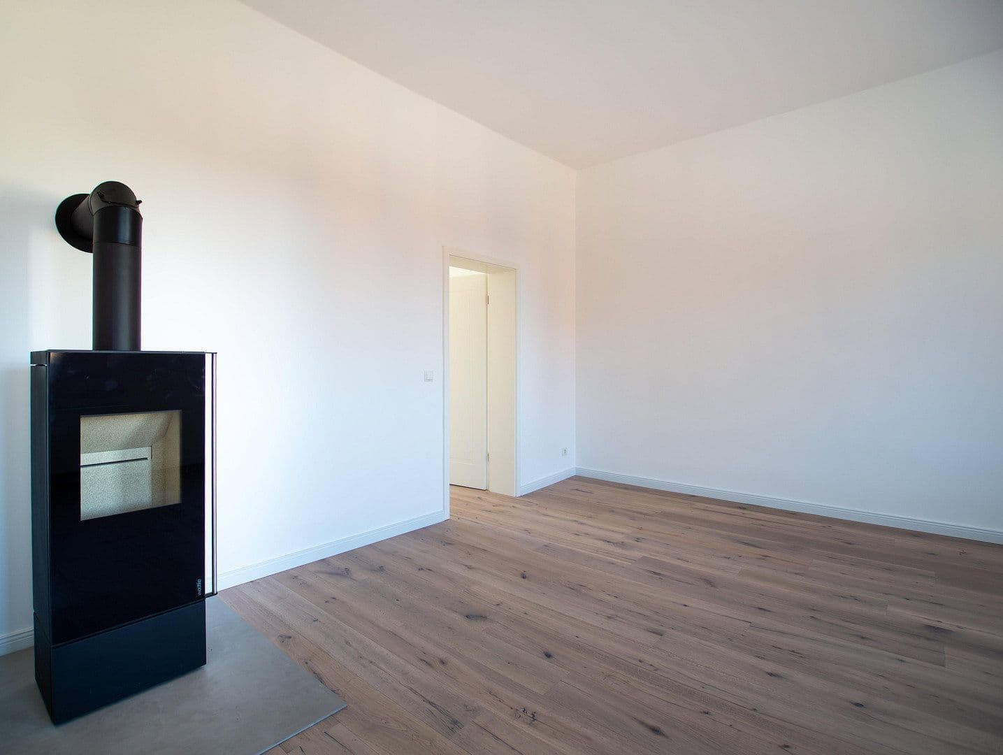 Prodej domu 250 m², pozemek 430 m², Potsdamer Str. 104, Potsdam, Braniborsko Prodej domu 250 m², pozemek 430 m², Potsdamer Str. 104, Potsdam, Braniborsko