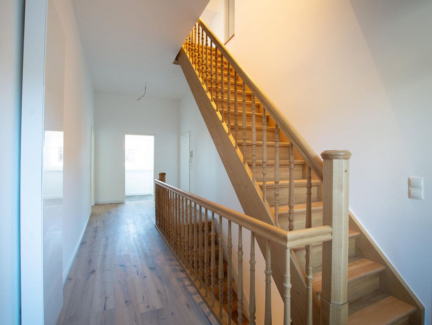 Prodej domu 250 m², pozemek 430 m², Potsdamer Str. 104, Potsdam, Braniborsko Prodej domu 250 m², pozemek 430 m², Potsdamer Str. 104, Potsdam, Braniborsko
