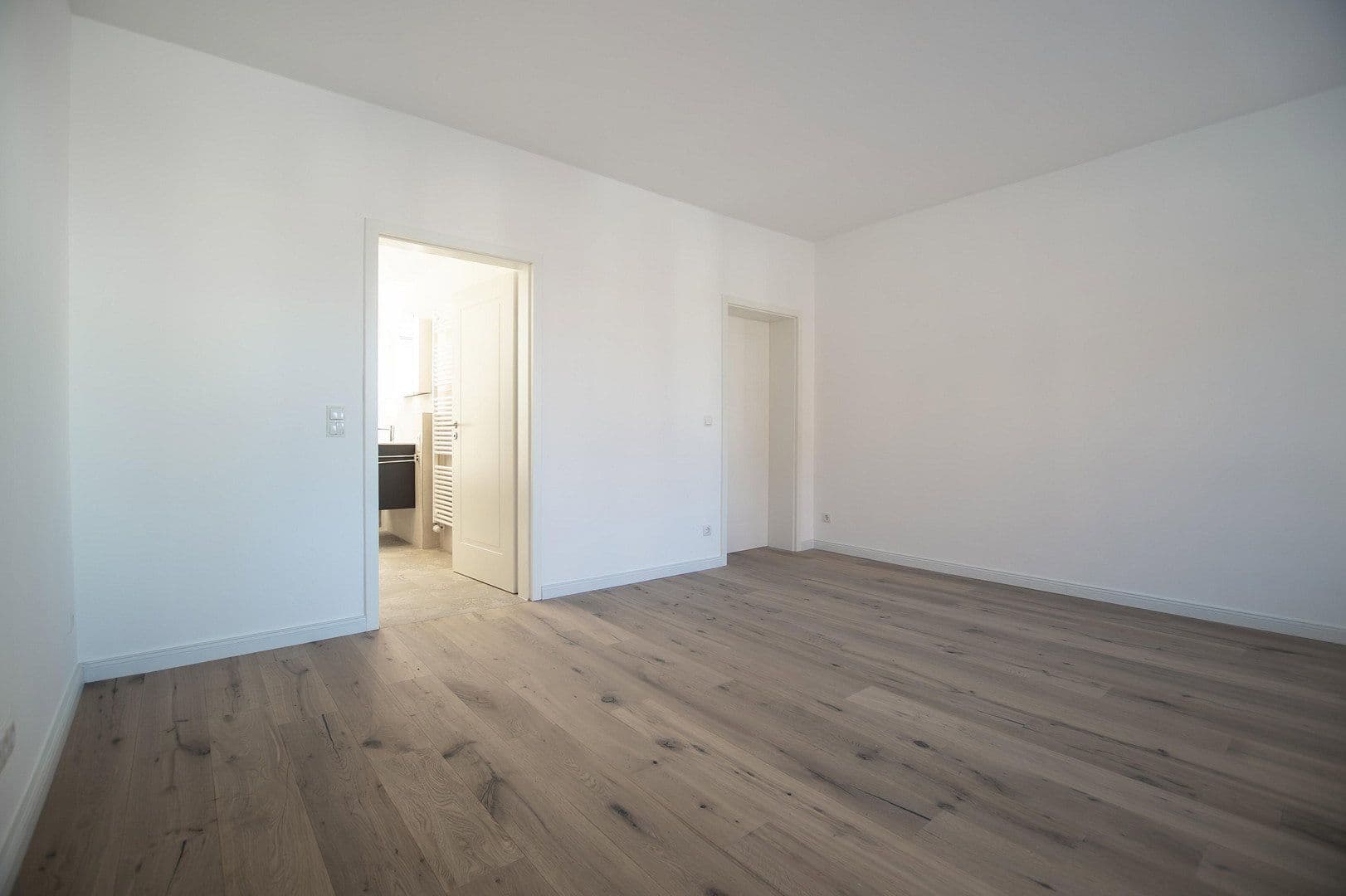 Prodej domu 250 m², pozemek 430 m², Potsdamer Str. 104, Potsdam, Braniborsko Prodej domu 250 m², pozemek 430 m², Potsdamer Str. 104, Potsdam, Braniborsko