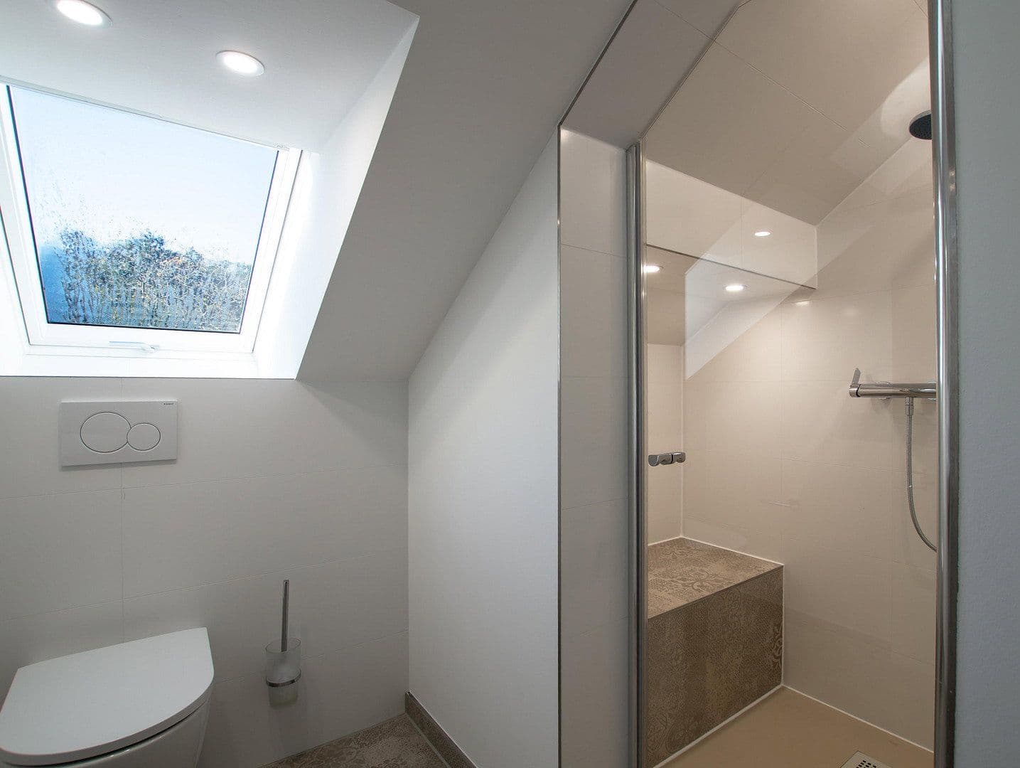 Prodej domu 250 m², pozemek 430 m², Potsdamer Str. 104, Potsdam, Braniborsko Prodej domu 250 m², pozemek 430 m², Potsdamer Str. 104, Potsdam, Braniborsko