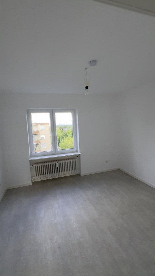 Pronájem bytu 3+1 79 m², Thomas-Mann-Straße 10, Maintal, Hessen Pronájem bytu 3+1 79 m², Thomas-Mann-Straße 10, Maintal, Hessen