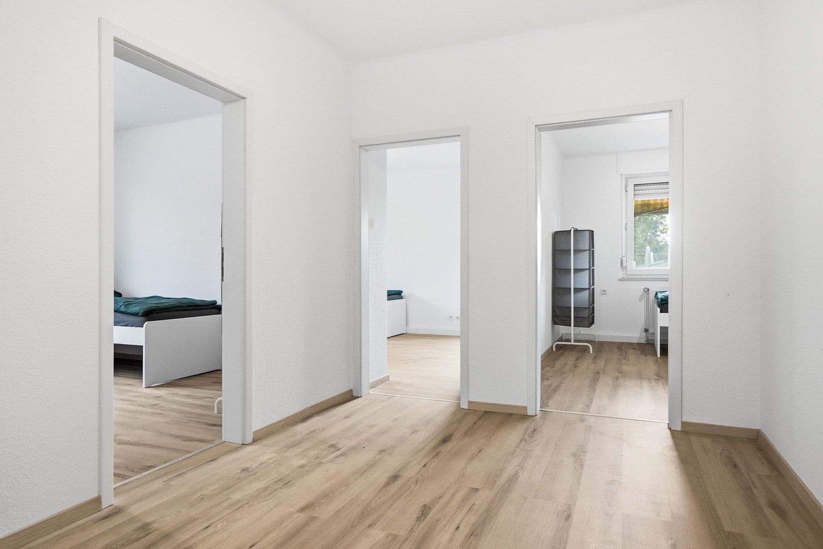 Prodej domu 420 m², pozemek 488 m², Detmolder Straße 407, Bielefeld, Severní Porýní-Vestfálsko Prodej domu 420 m², pozemek 488 m², Detmolder Straße 407, Bielefeld, Severní Porýní-Vestfálsko
