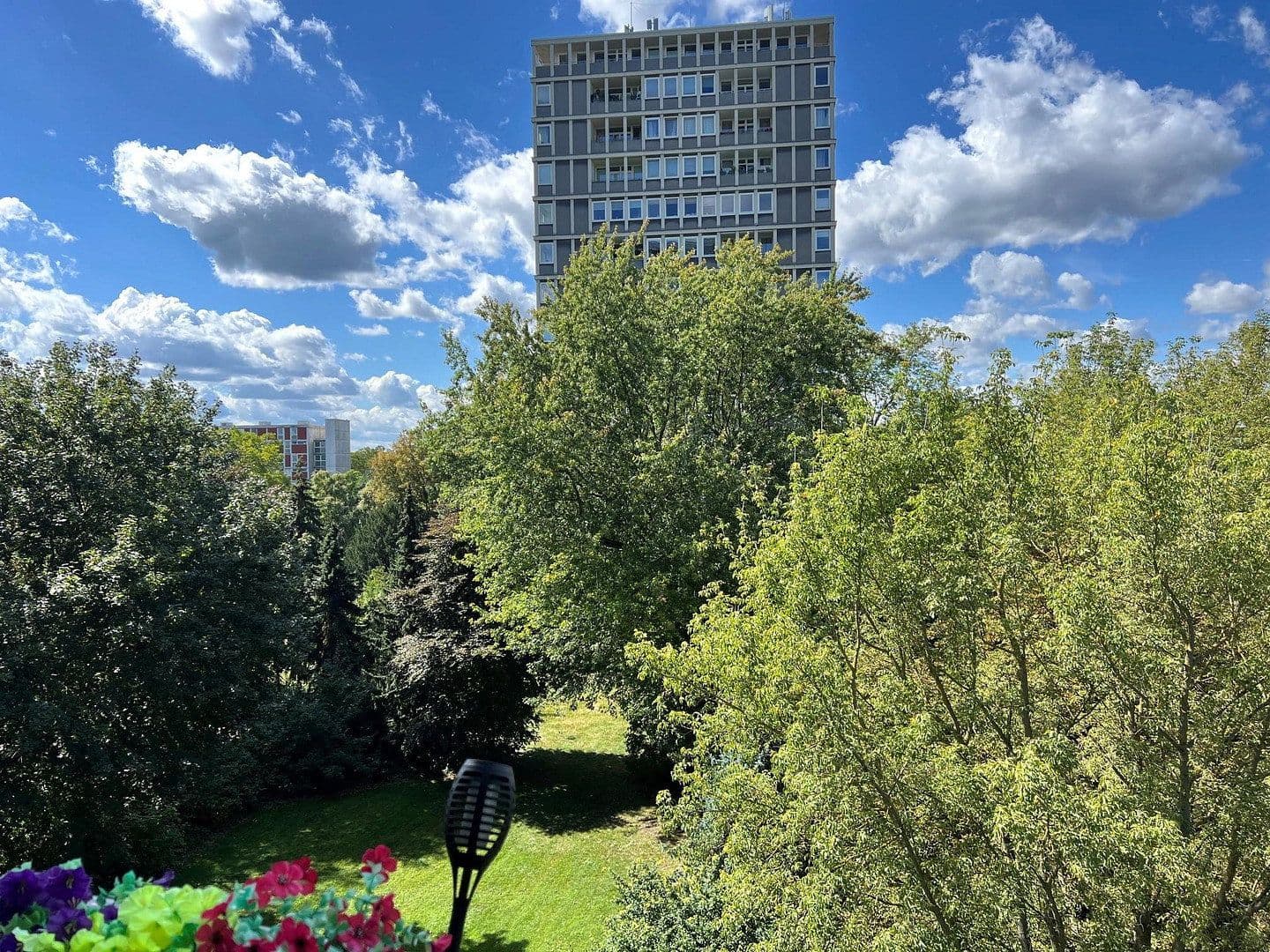 Prodej bytu 2+1 60 m², Bartningallee 11/13, Berlin, Berlín Prodej bytu 2+1 60 m², Bartningallee 11/13, Berlin, Berlín