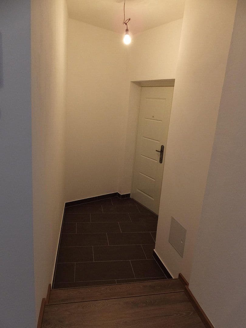 Pronájem bytu 4+1 116 m², Domstraße 3a, Meziboř, Sasko-Anhaltsko Pronájem bytu 4+1 116 m², Domstraße 3a, Meziboř, Sasko-Anhaltsko