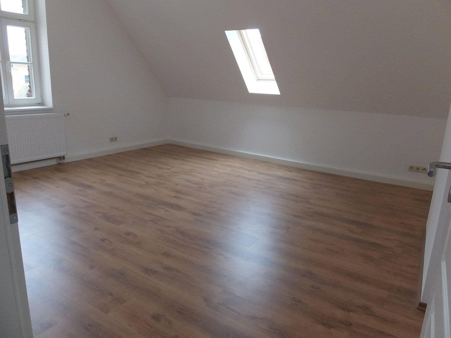 Pronájem bytu 4+1 116 m², Domstraße 3a, Meziboř, Sasko-Anhaltsko Pronájem bytu 4+1 116 m², Domstraße 3a, Meziboř, Sasko-Anhaltsko