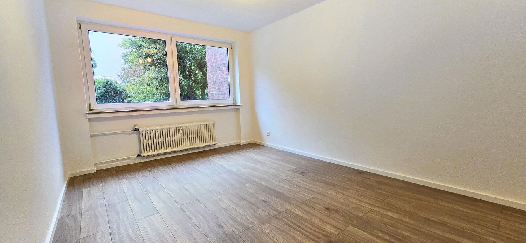 Prodej bytu 3+1 80 m², Duisburg, Severní Porýní-Vestfálsko Prodej bytu 3+1 80 m², Duisburg, Severní Porýní-Vestfálsko