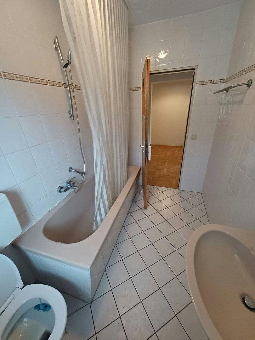 Pronájem bytu 3+1 76 m², Theodor-Heuss-Straße 7, Waldsee, Porýní-Falc Pronájem bytu 3+1 76 m², Theodor-Heuss-Straße 7, Waldsee, Porýní-Falc