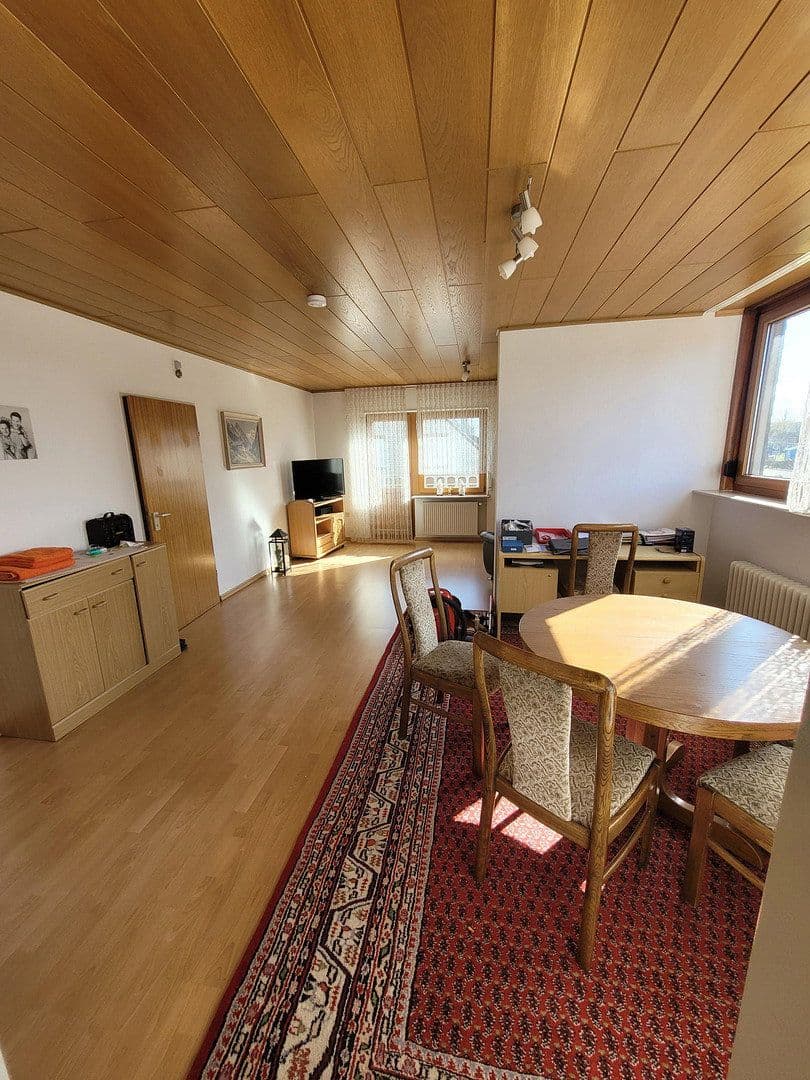 Prodej domu 155 m², pozemek 744 m², Korbach, Hessen Prodej domu 155 m², pozemek 744 m², Korbach, Hessen