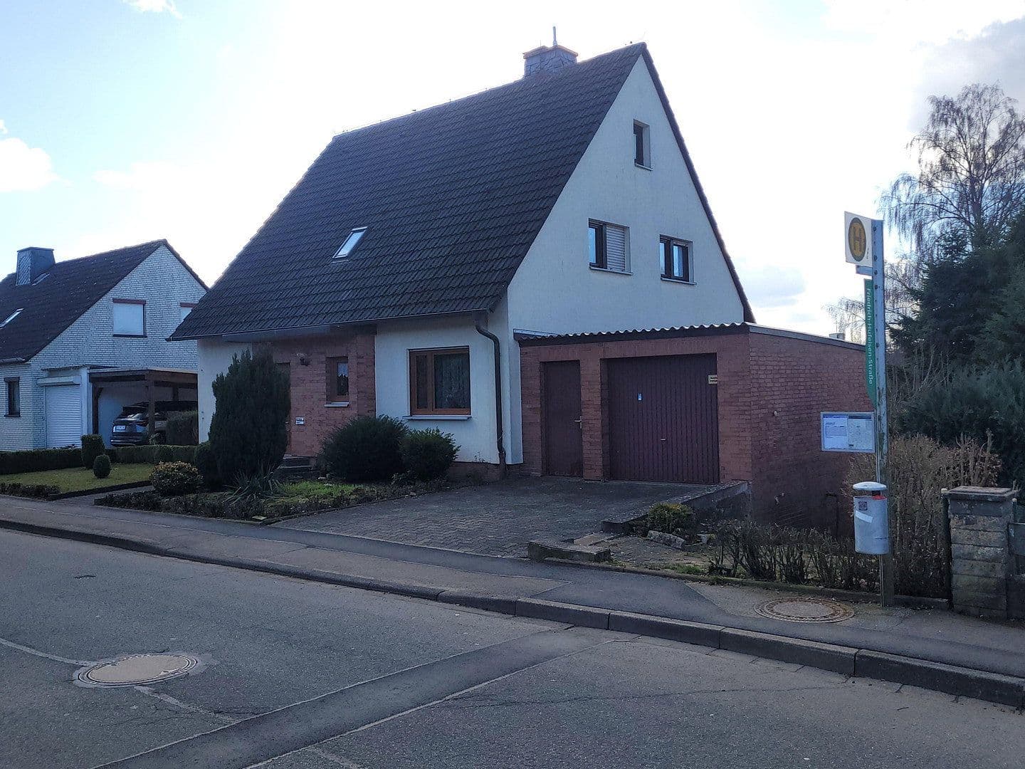 Prodej domu 155 m², pozemek 744 m², Korbach, Hessen Prodej domu 155 m², pozemek 744 m², Korbach, Hessen