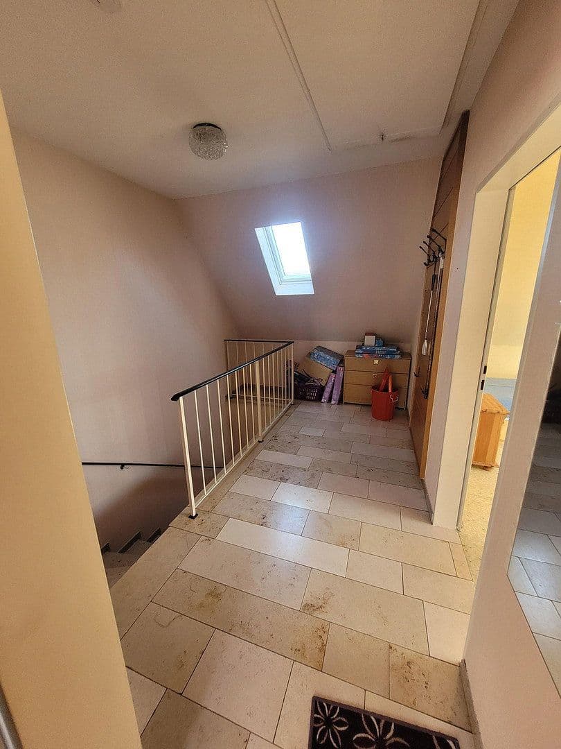 Prodej domu 155 m², pozemek 744 m², Korbach, Hessen Prodej domu 155 m², pozemek 744 m², Korbach, Hessen