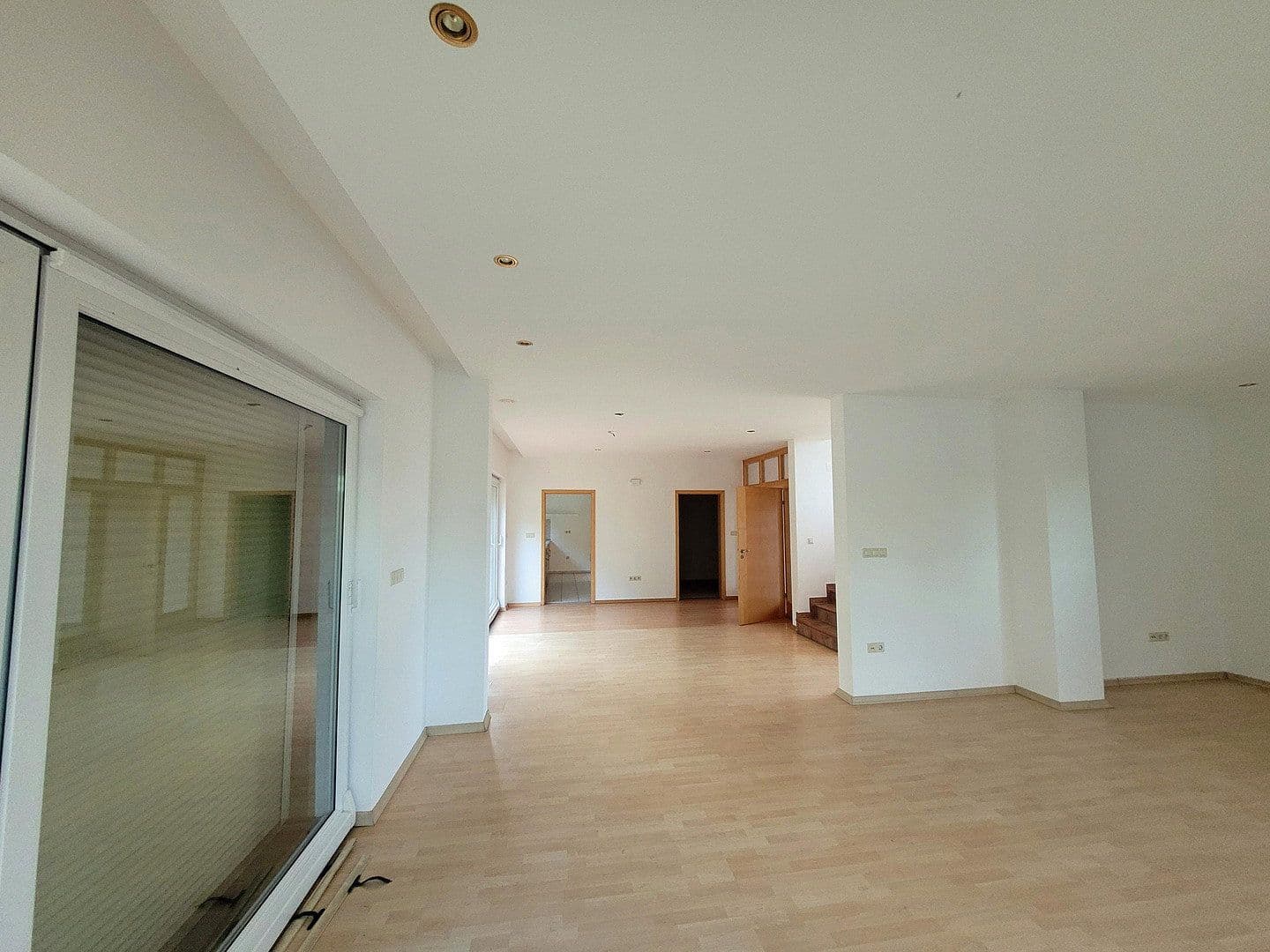 Prodej domu 177 m², pozemek 2.100 m², Hohenburg, Bavorsko Prodej domu 177 m², pozemek 2.100 m², Hohenburg, Bavorsko