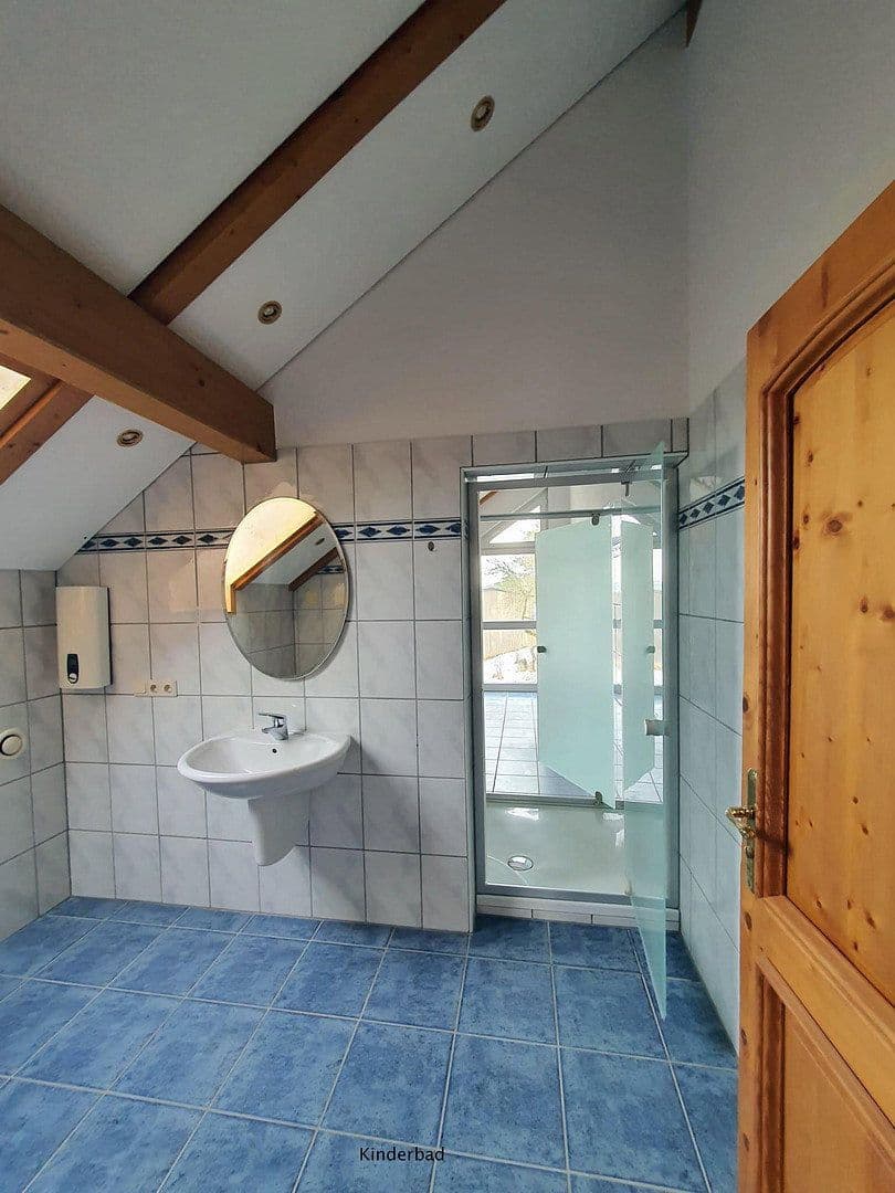 Prodej domu 177 m², pozemek 2.100 m², Hohenburg, Bavorsko Prodej domu 177 m², pozemek 2.100 m², Hohenburg, Bavorsko