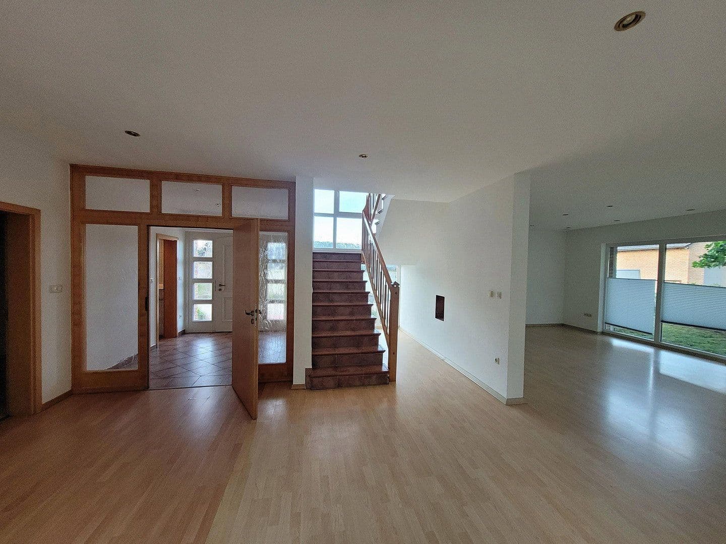 Prodej domu 177 m², pozemek 2.100 m², Hohenburg, Bavorsko Prodej domu 177 m², pozemek 2.100 m², Hohenburg, Bavorsko