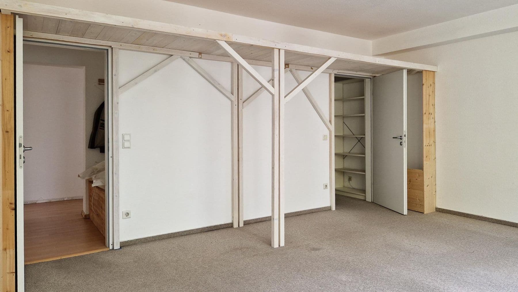 Prodej bytu 3+kk 137 m², Leverkusen, Severní Porýní-Vestfálsko Prodej bytu 3+kk 137 m², Leverkusen, Severní Porýní-Vestfálsko