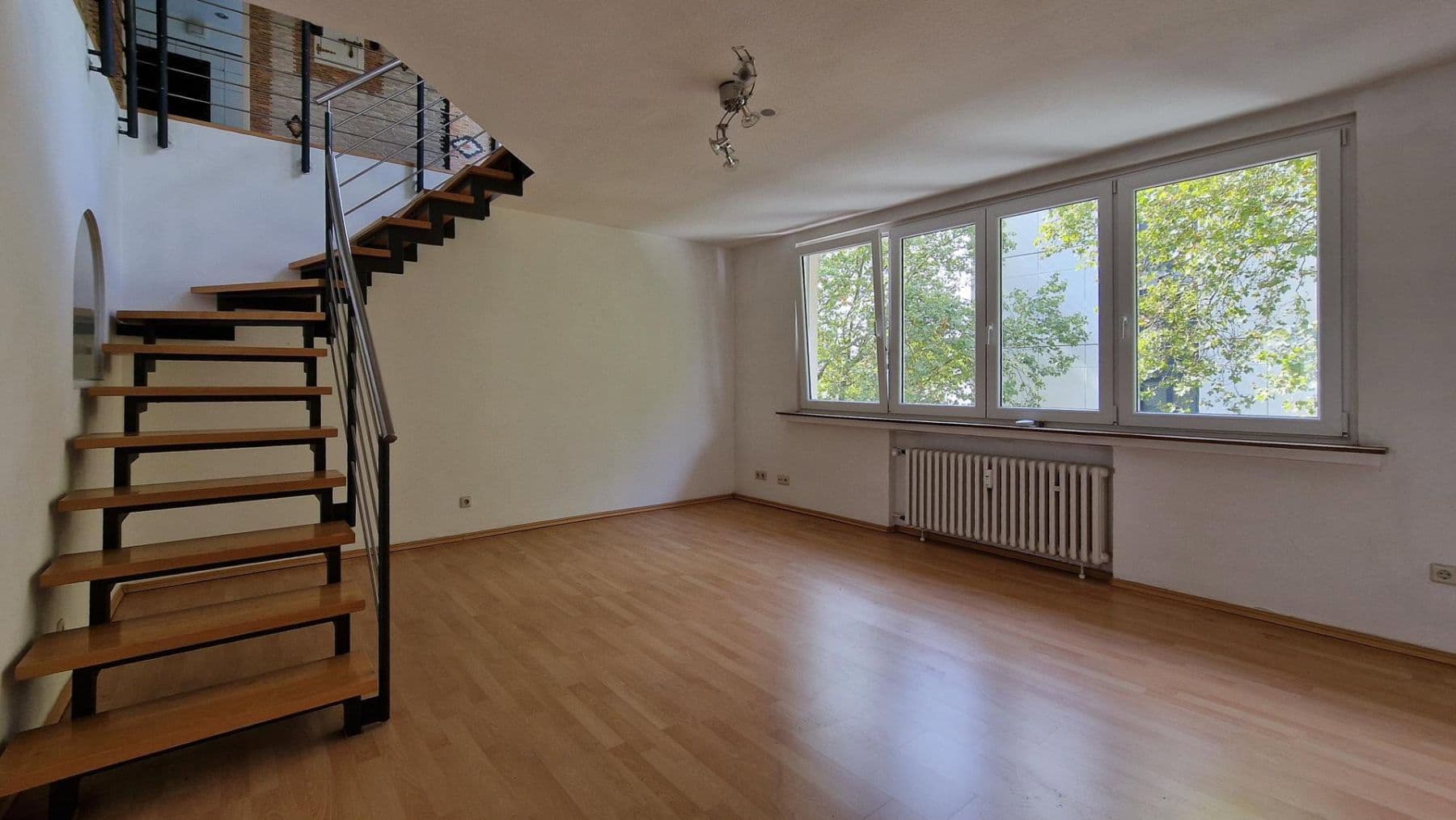 Prodej bytu 3+kk 137 m², Leverkusen, Severní Porýní-Vestfálsko Prodej bytu 3+kk 137 m², Leverkusen, Severní Porýní-Vestfálsko