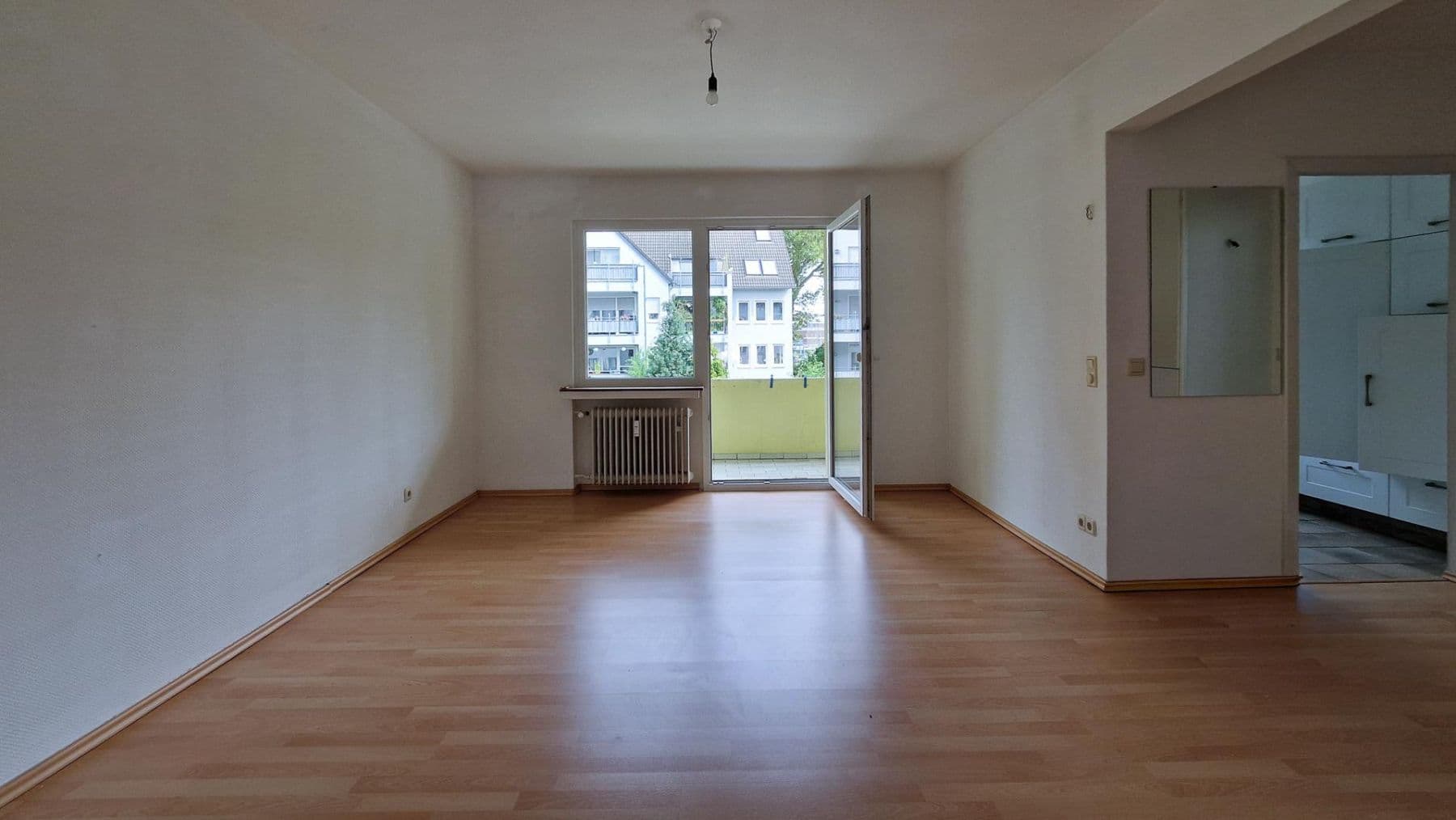 Prodej bytu 3+kk 137 m², Leverkusen, Severní Porýní-Vestfálsko Prodej bytu 3+kk 137 m², Leverkusen, Severní Porýní-Vestfálsko