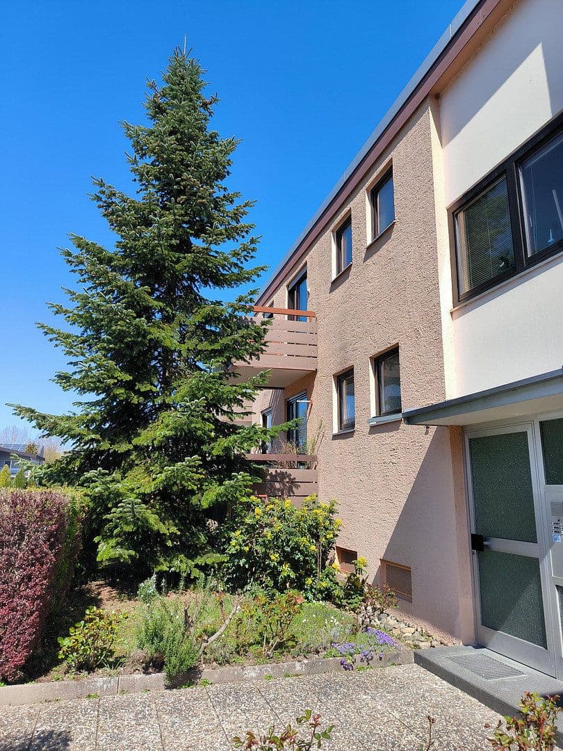 Pronájem bytu 1+1 37 m², Heilbronn, Bádensko-Württembersko Pronájem bytu 1+1 37 m², Heilbronn, Bádensko-Württembersko