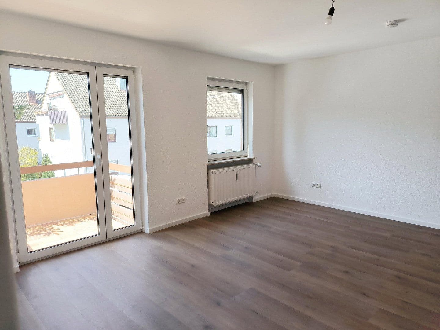 Pronájem bytu 1+1 37 m², Heilbronn, Bádensko-Württembersko Pronájem bytu 1+1 37 m², Heilbronn, Bádensko-Württembersko