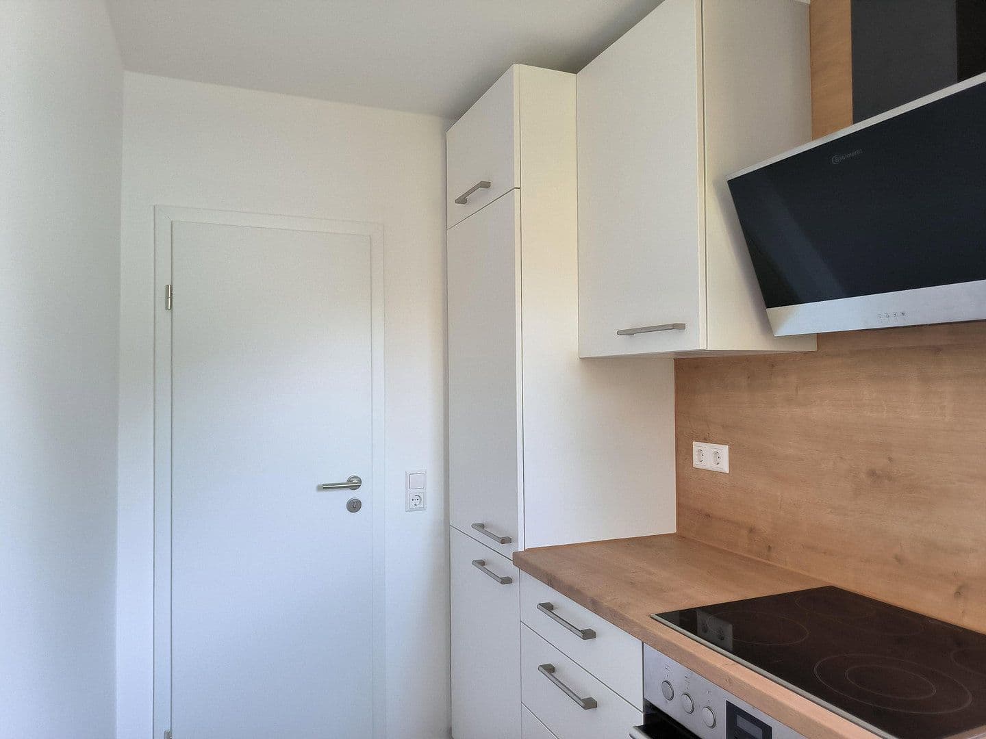 Pronájem bytu 1+1 37 m², Heilbronn, Bádensko-Württembersko Pronájem bytu 1+1 37 m², Heilbronn, Bádensko-Württembersko