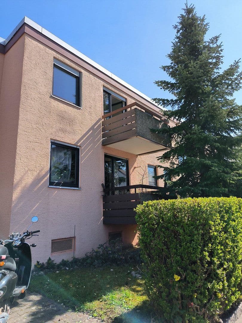 Pronájem bytu 1+1 37 m², Heilbronn, Bádensko-Württembersko Pronájem bytu 1+1 37 m², Heilbronn, Bádensko-Württembersko