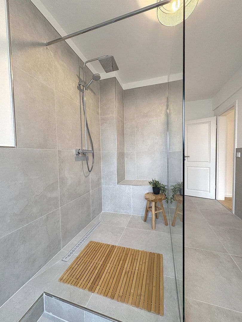 Prodej bytu 4+kk 119 m², Wusthoffstraße 12, Essen, Severní Porýní-Vestfálsko Prodej bytu 4+kk 119 m², Wusthoffstraße 12, Essen, Severní Porýní-Vestfálsko