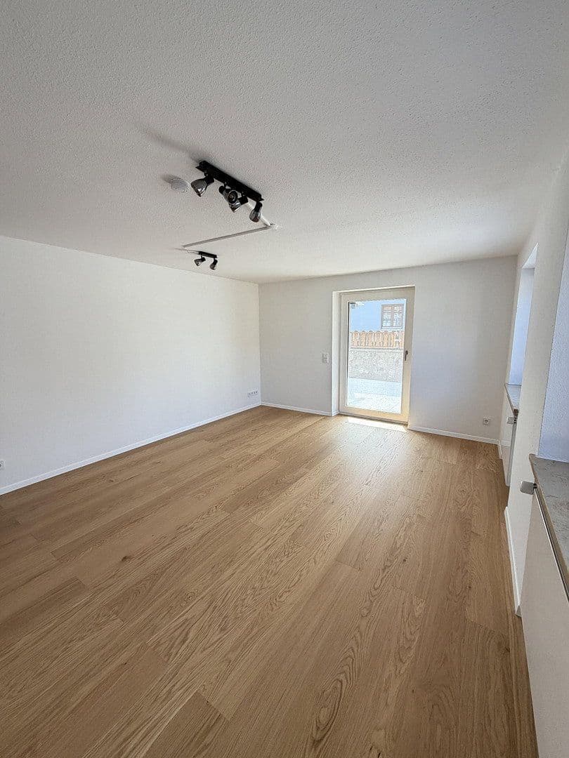 Pronájem bytu 3+1 84 m², Königsdorf, Bavorsko Pronájem bytu 3+1 84 m², Königsdorf, Bavorsko