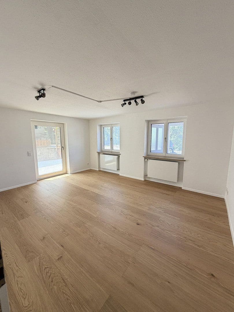 Pronájem bytu 3+1 84 m², Königsdorf, Bavorsko Pronájem bytu 3+1 84 m², Königsdorf, Bavorsko