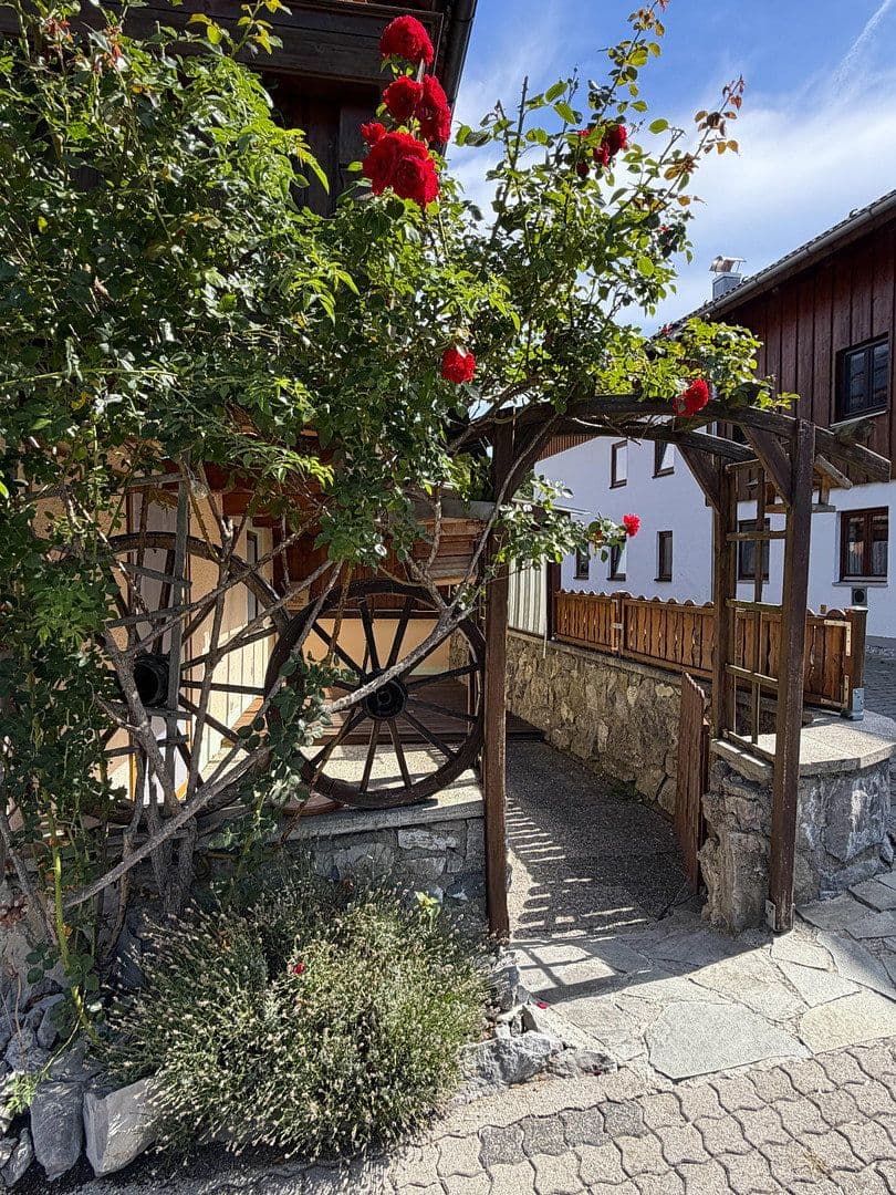 Pronájem bytu 3+1 84 m², Königsdorf, Bavorsko Pronájem bytu 3+1 84 m², Königsdorf, Bavorsko