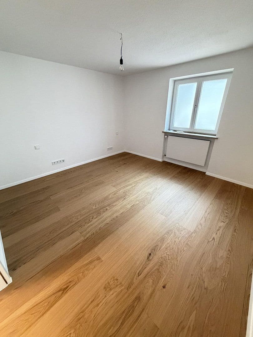 Pronájem bytu 3+1 84 m², Königsdorf, Bavorsko Pronájem bytu 3+1 84 m², Königsdorf, Bavorsko