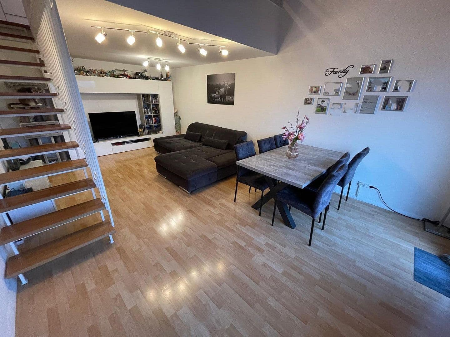 Prodej bytu 2+kk 69 m², Rheinfelden (Baden), Bádensko-Württembersko Prodej bytu 2+kk 69 m², Rheinfelden (Baden), Bádensko-Württembersko