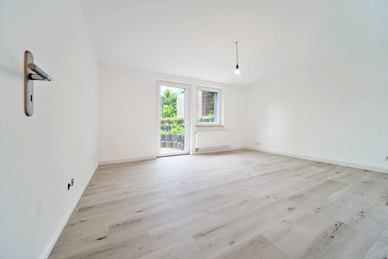 Prodej bytu 4+kk 112 m², Schobertweg 38, Erlangen, Bavorsko Prodej bytu 4+kk 112 m², Schobertweg 38, Erlangen, Bavorsko