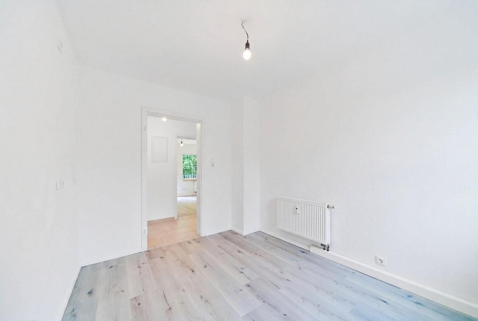 Prodej bytu 4+kk 112 m², Schobertweg 38, Erlangen, Bavorsko Prodej bytu 4+kk 112 m², Schobertweg 38, Erlangen, Bavorsko