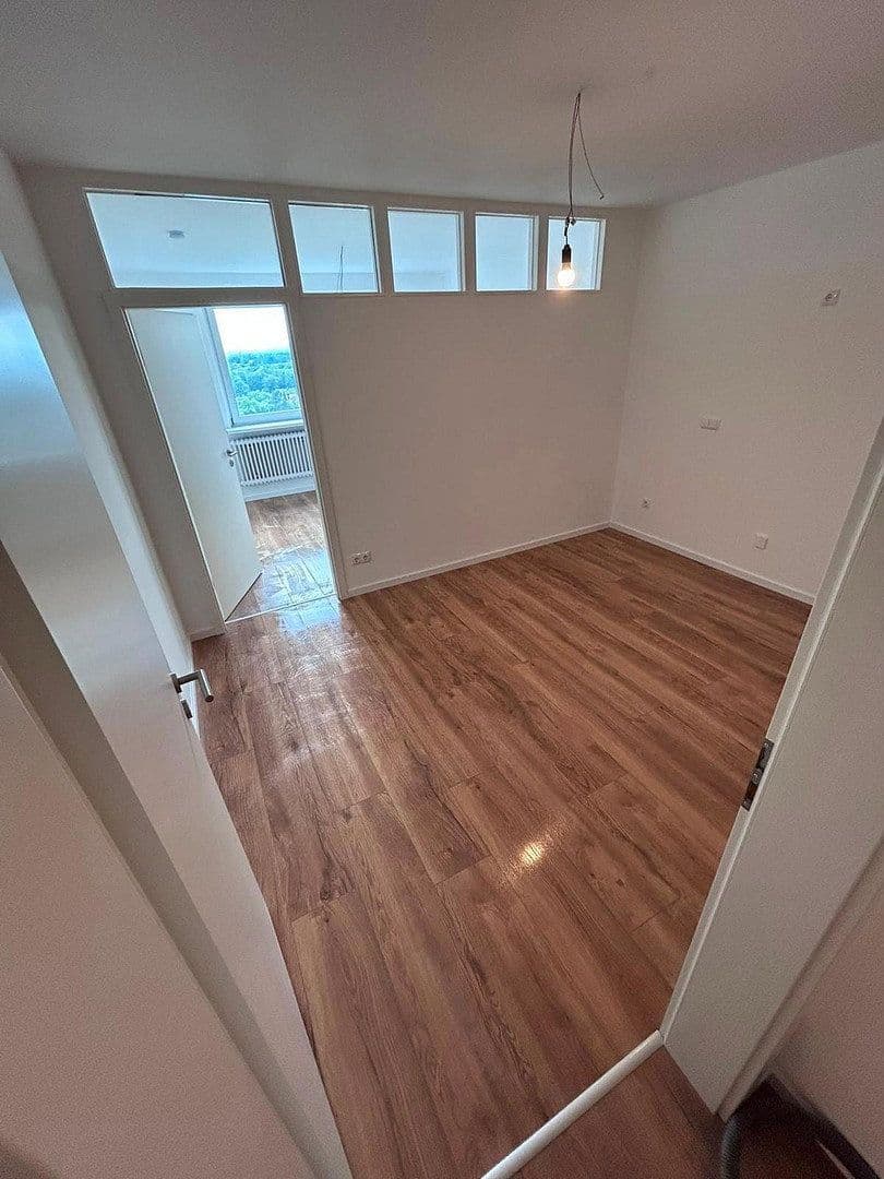 Pronájem bytu 3+1 91 m², Herderweg 2, Hanau, Hessen Pronájem bytu 3+1 91 m², Herderweg 2, Hanau, Hessen