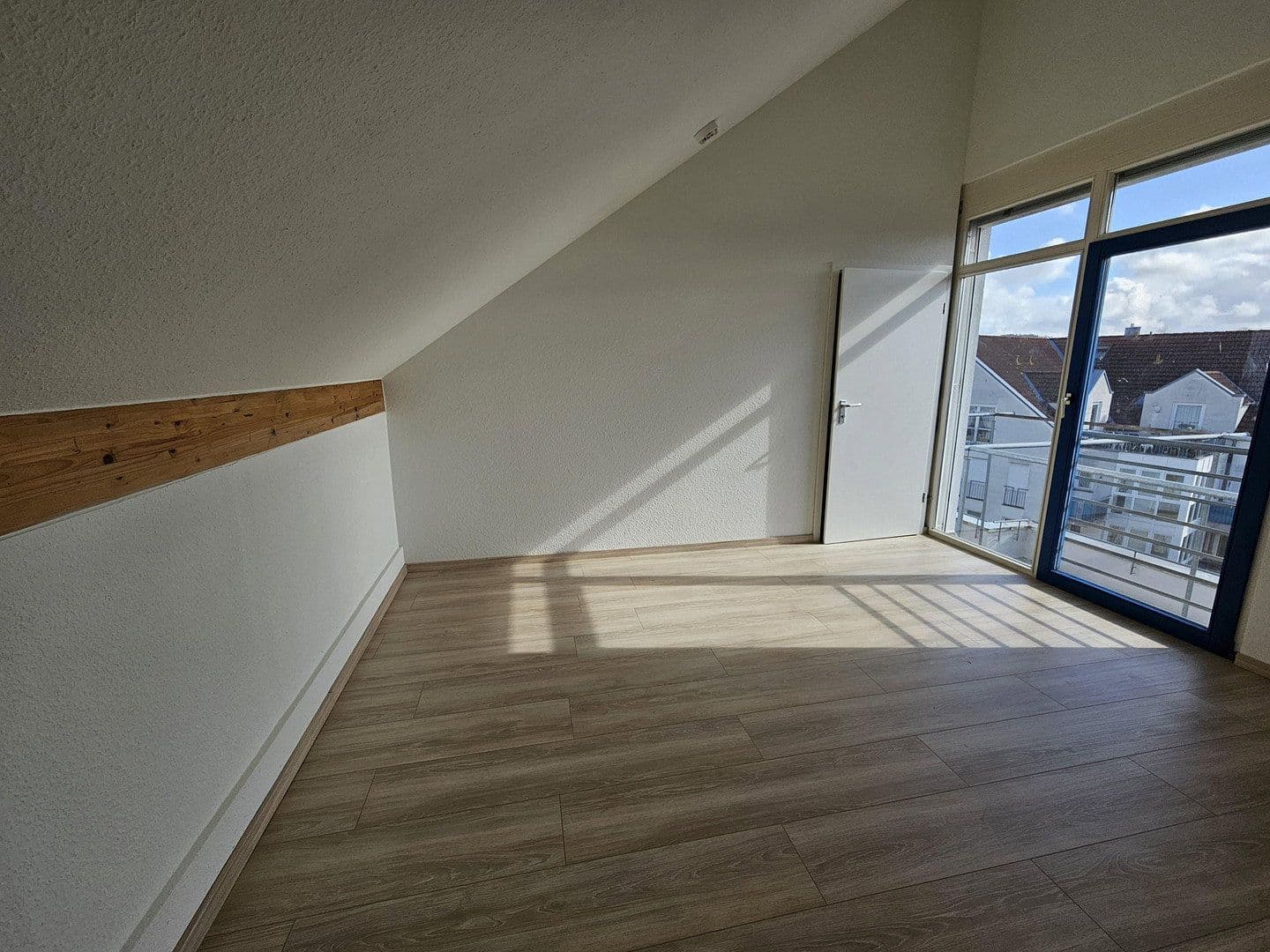 Prodej bytu 4+kk 133 m², Hauptstr. 35/2, Gottmadingen, Bádensko-Württembersko Prodej bytu 4+kk 133 m², Hauptstr. 35/2, Gottmadingen, Bádensko-Württembersko
