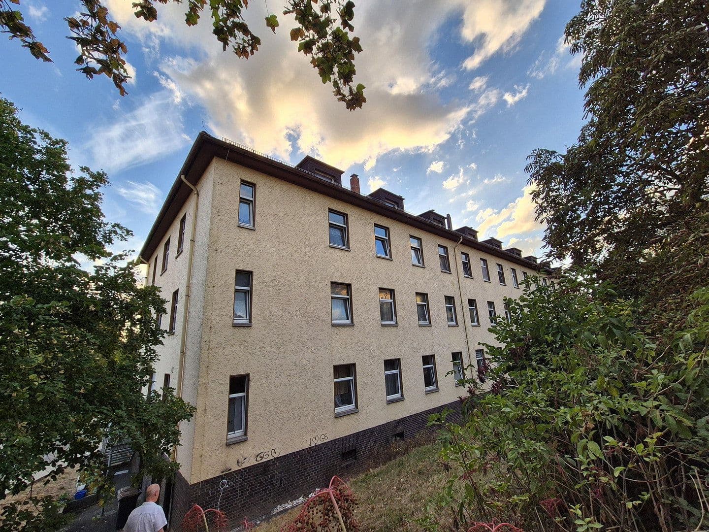 Prodej domu 2.016 m², pozemek 2.167 m², Fulda, Hessen Prodej domu 2.016 m², pozemek 2.167 m², Fulda, Hessen